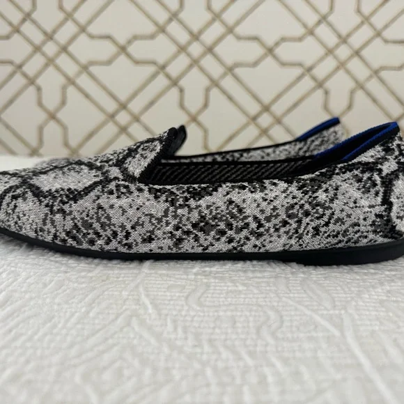 Black and White Patterned Loafers. Excellent condition lightly worn - Picture 2 of 3